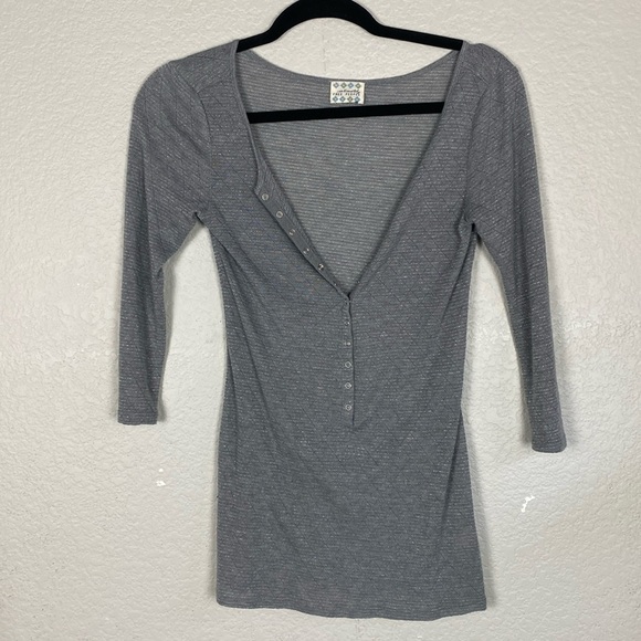 Intimately, free people gray shimmer snap front Henley top - Picture 2 of 7